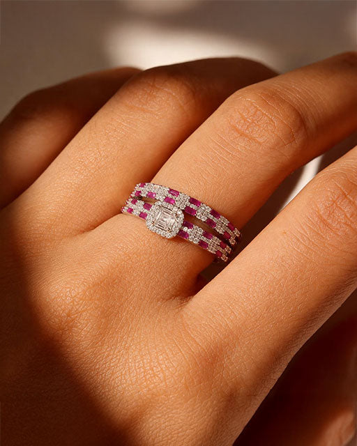 WOMEN'S RING