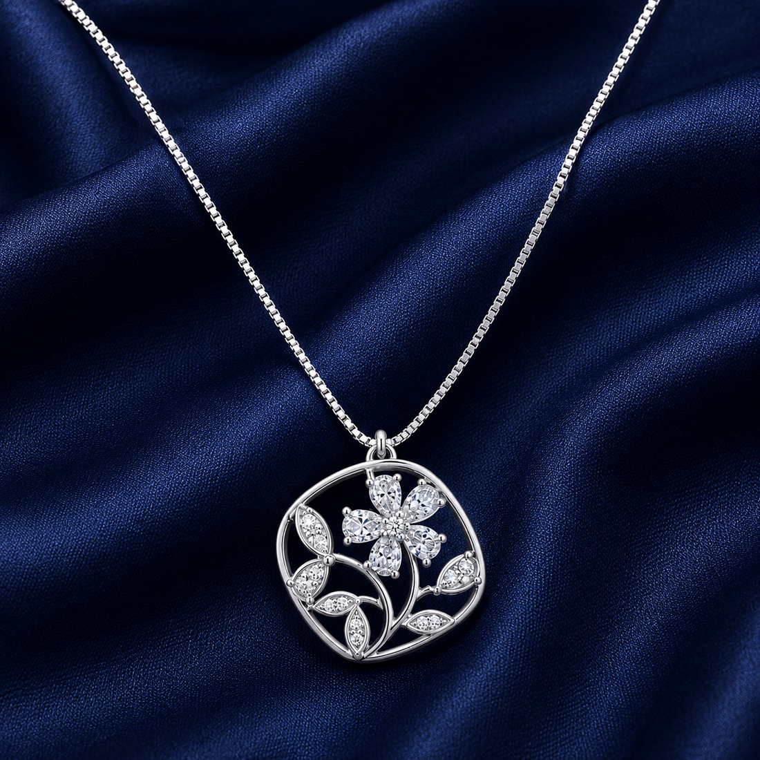 925 Sterling Silver Round Filigree Medallion Pendant Necklace - Silver Finish - alternate view