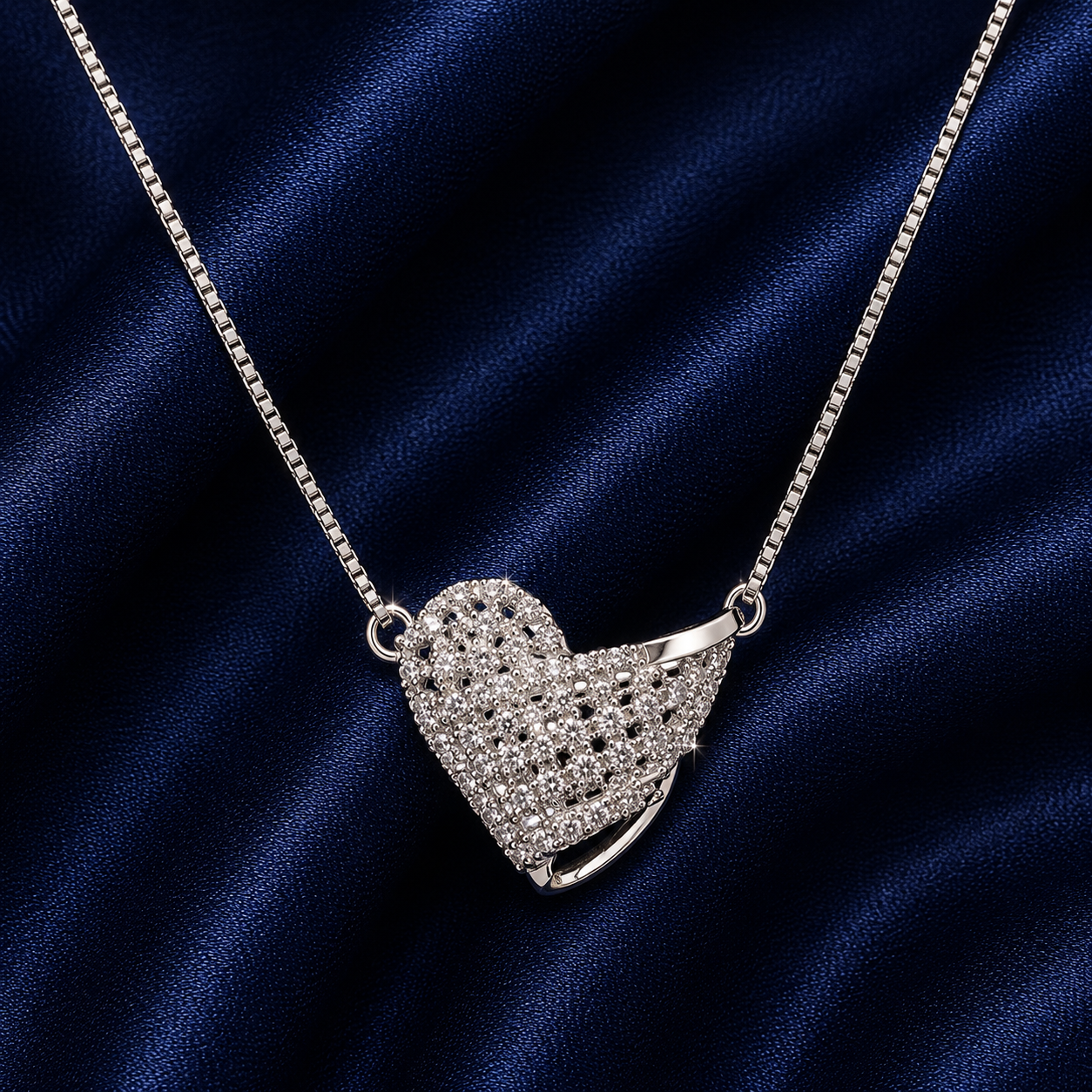 925 Sterling Silver Heart Leaf Cluster Pendant Necklace - Silver Finish - alternate view