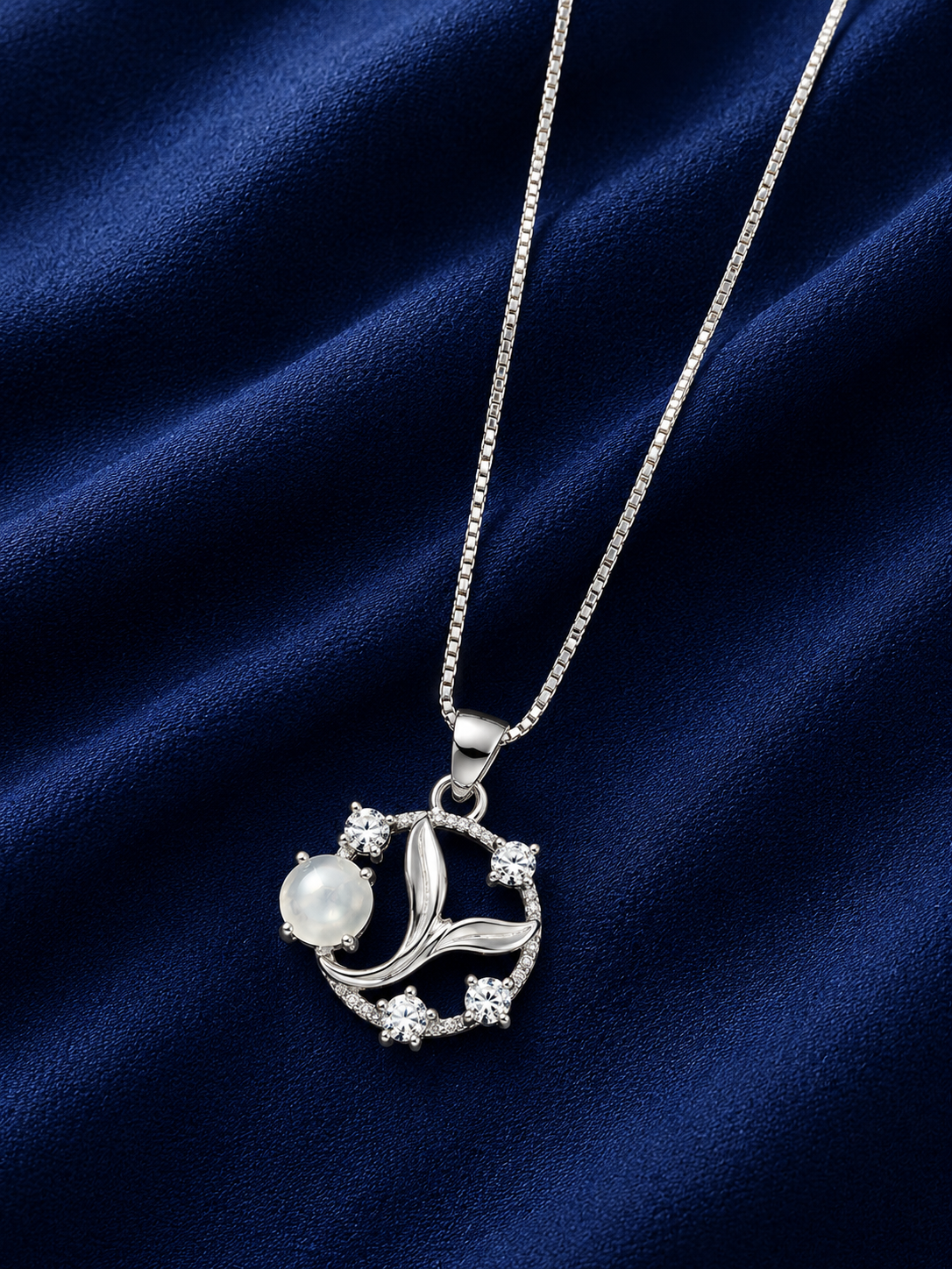 925 Sterling Silver Round Geometric Medallion Pendant Necklace - Silver Finish - alternate view