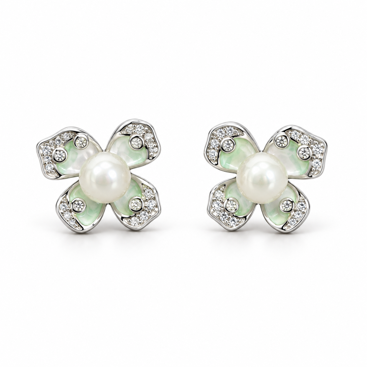 925 Sterling Silver Women's Pearl Flower Stud Earrings - Image 1