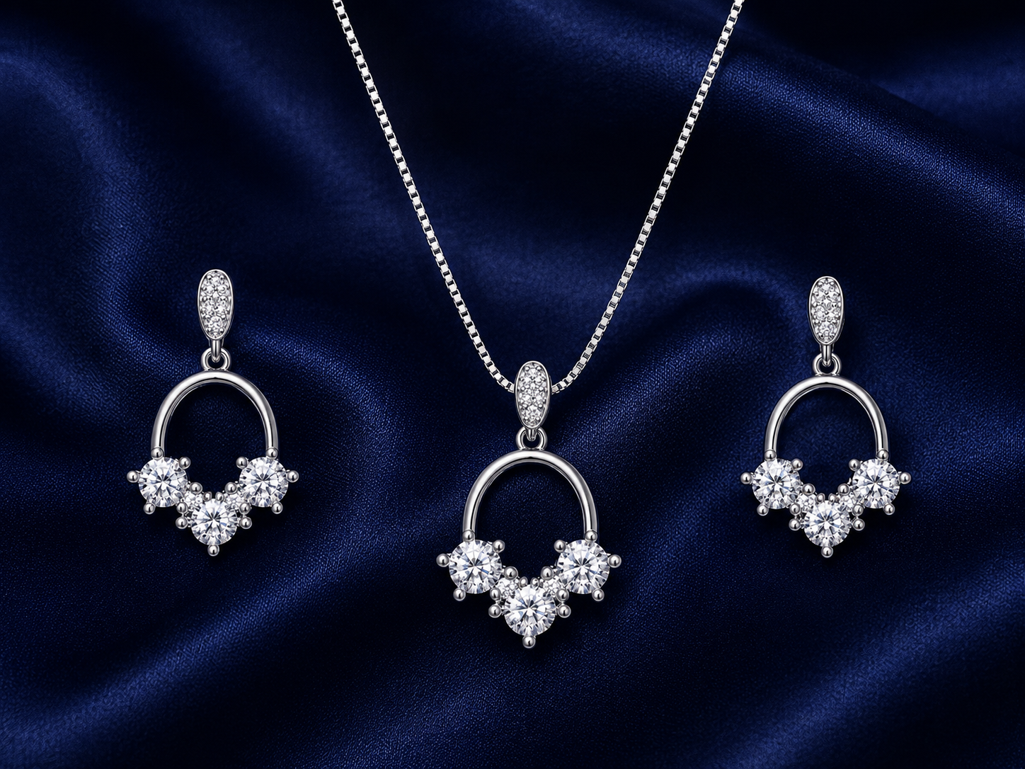 925 Sterling Silver Chain Pendant Set with Ornate Drop Motif