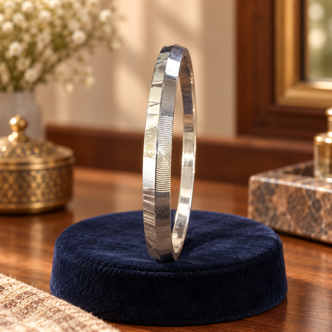 925 Sterling Silver Men's Textured Punjabi Kada - Size 2/8 - Image 4