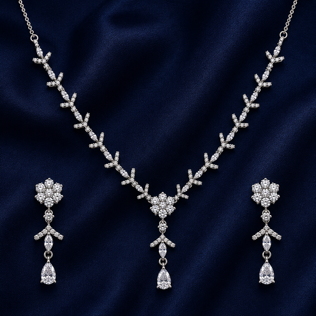 Silver Elegant 92.5 Sterling Silver Necklace - image 1