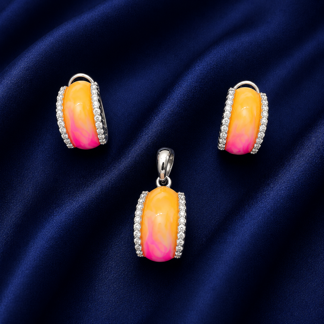 925 Sterling Silver Pendant & Earring Set