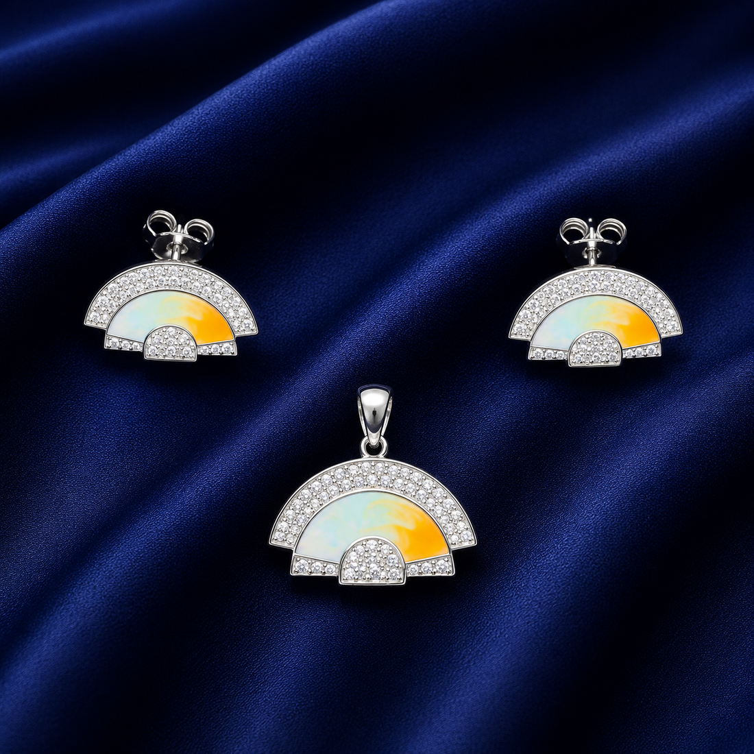925 Sterling Silver Pendant & Earring Set