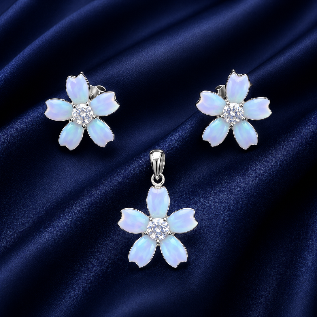 925 Sterling Silver Pendant & Earring Set