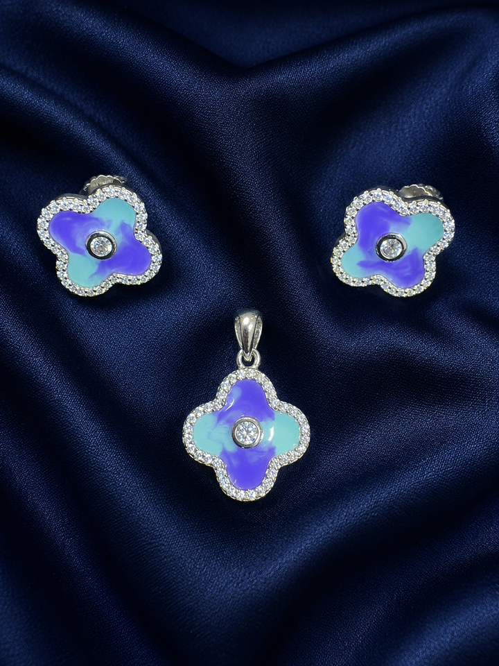 925 Sterling Silver Pendant & Earring Set