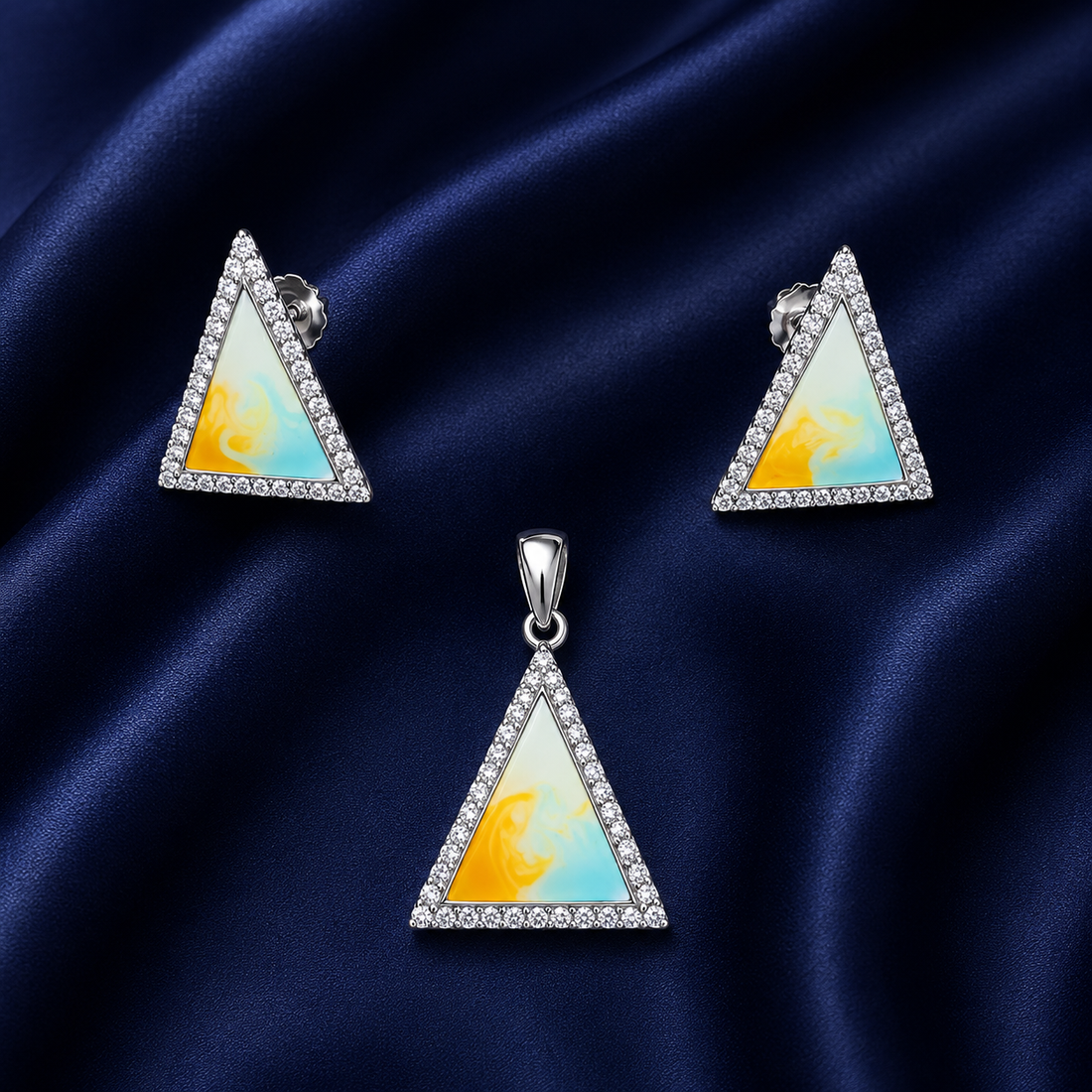 925 Sterling Silver Pendant & Earring Set