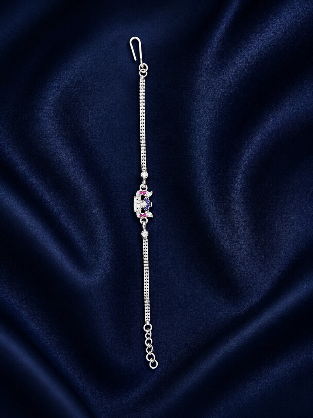 Elegant Central Motif Rakhi - image 1