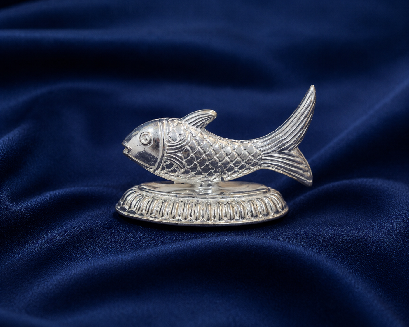 Real Silver Fish Decorative Showpiece – Elegant Home Décor & Gifting - image 1