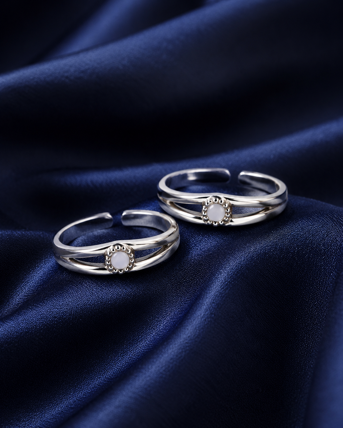 925 Sterling Silver Women's Minimal Crystal Bar Toe Rings - Pair - Navy Blue Background
