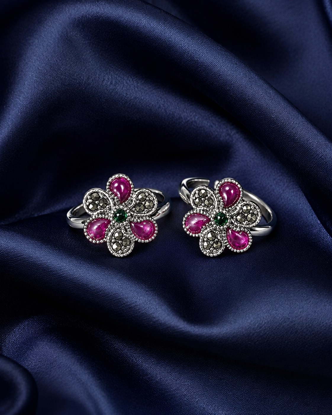 925 Sterling Silver Women's Pink Floral Toe Rings - Pair - Navy Blue Background